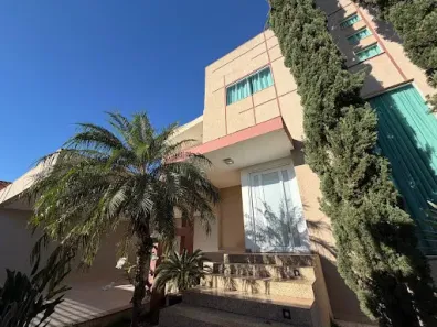 Casa com 4 Quartos à venda, 405m² no Anápolis City, Anápolis