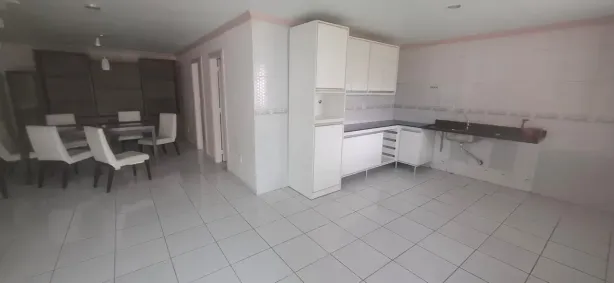 Casa de Condomínio com 3 Quartos para alugar, 200m² no Mauazinho, Manaus