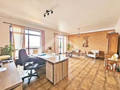 Sobrado com 3 Quartos à venda, 223m² no Parque dos Bandeirantes, Ribeirão Preto