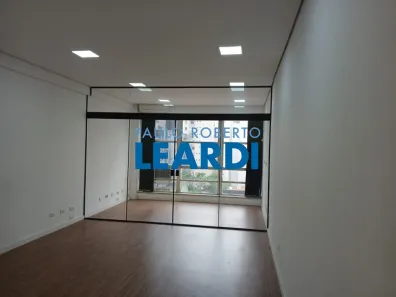 Sala Comercial para alugar, 42m² no Bela Vista, São Paulo