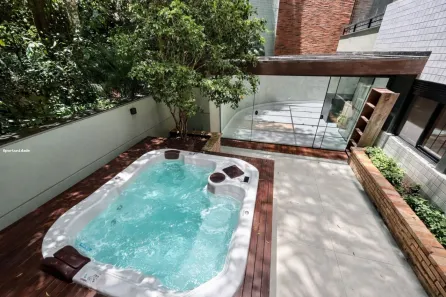 Apartamento com 4 Quartos à venda, 205m² no São Lourenço, Curitiba
