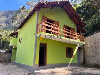 Casa com 4 Quartos à venda, 81m² no Retiro, Petrópolis