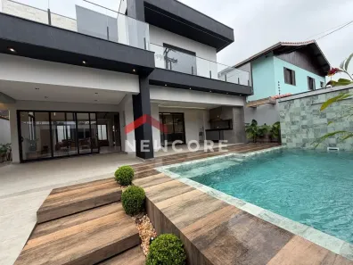 Sobrado com 4 Quartos à venda, 225m² no Parque Turistico, Peruíbe