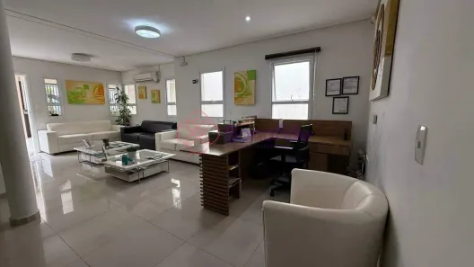 com 6 Quartos para alugar, 224m² no Vila Guarani, Jundiaí