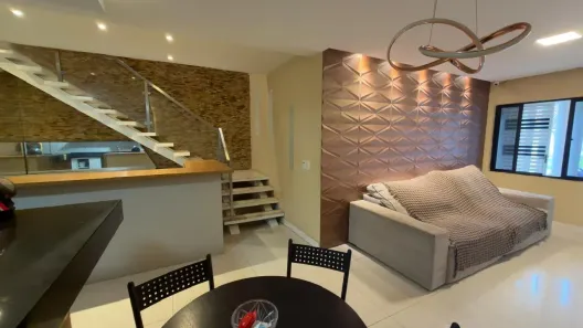 Casa com 4 Quartos à venda, 160m² no Várzea, Recife