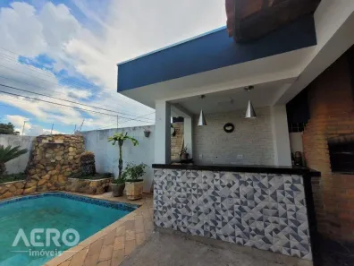 Casa com 3 Quartos à venda, 330m² no Vila Santa Luzia, Bauru