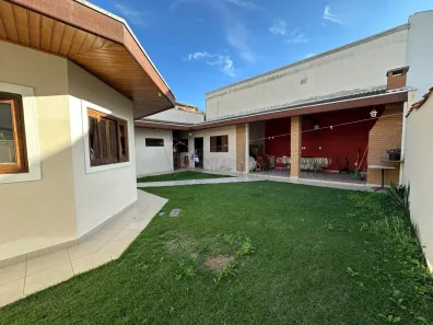 Casa de Condomínio com 3 Quartos à venda, 300m² no Jardim das Colinas, São José dos Campos