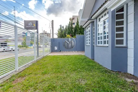 Imóvel Comercial com 4 Quartos à venda, 370m² no Vila Izabel, Curitiba