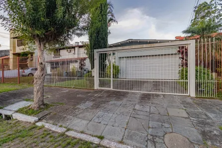 Casa com 3 Quartos à venda, 181m² no Ipanema, Porto Alegre