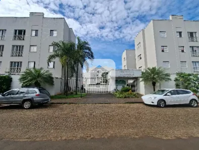 Apartamento com 3 Quartos para alugar, 80m² no Tubalina, Uberlândia