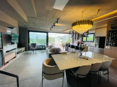 Casa de Condomínio com 3 Quartos à venda, 361m² no Lagoa da Conceição, Florianópolis