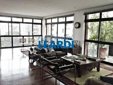 Apartamento com 3 Quartos à venda, 200m² no Jardim Paulista, São Paulo