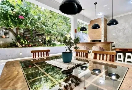 Sobrado com 3 Quartos à venda, 222m² no Pinheiro, Valinhos