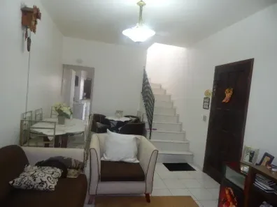 Casa com 3 Quartos à venda, 240m² no Parque Maria Helena, São Paulo