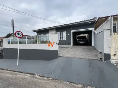 Casa com 3 Quartos à venda, 162m² no Barreiros, São José