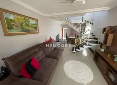 Sobrado com 3 Quartos à venda, 120m² no Vila Pilar, Arujá