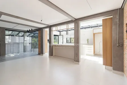 Casa com 3 Quartos à venda, 184m² no Barreirinha, Curitiba