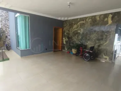 Casa com 3 Quartos à venda, 125m² no Setor Santa Clara, Anápolis