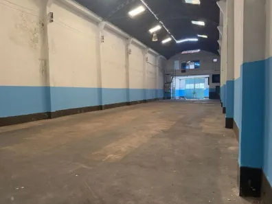 Galpão/Depósito/Armazém para alugar, 500m² no Olaria, Rio de Janeiro