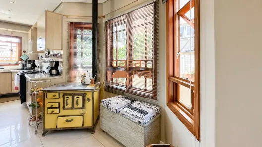 Casa de Condomínio com 3 Quartos à venda, 370m² no Elsa, Viamão