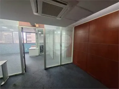 Sala Comercial à venda, 100m² no Indianópolis, São Paulo