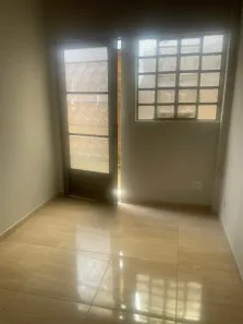 Casa com 2 Quartos para alugar, 65m² no Jardim Ipê, Lagoa Santa
