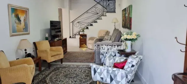 Sobrado com 4 Quartos à venda, 330m² no Centro, Taubaté
