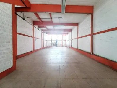 Ponto Comercial para alugar, 300m² no Azenha, Porto Alegre