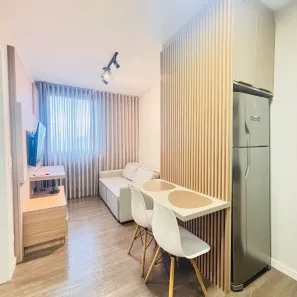 Apartamento com 1 Quarto para alugar, 27m² no Centro, Curitiba