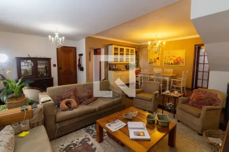 Casa com 3 Quartos à venda, 200m² no Jardim das Vertentes, São Paulo