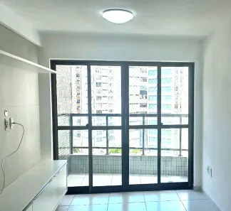Apartamento com 2 Quartos para alugar, 50m² no Boa Viagem, Recife