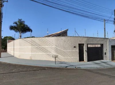 Casa com 2 Quartos à venda, 137m² no Parque Gramado II, Araraquara