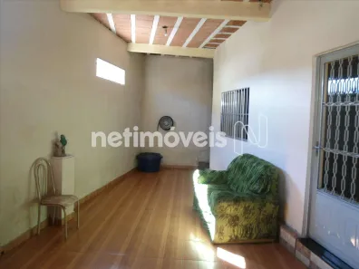 Casa com 2 Quartos à venda, 160m² no Vila Barroquinha, Contagem