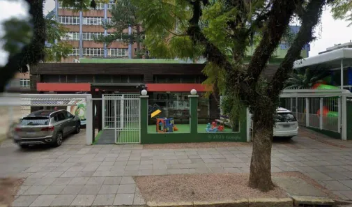 Imóvel Comercial com 4 Quartos para alugar, 462m² no Menino Deus, Porto Alegre