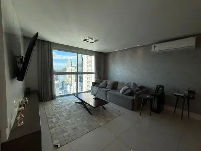 Apartamento com 3 Quartos para alugar, 140m² no Centro, Balneário Camboriú