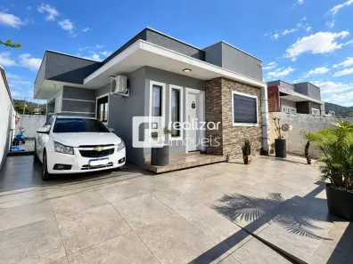 Casa com 3 Quartos para alugar, 78m² no Bela Vista, Palhoça