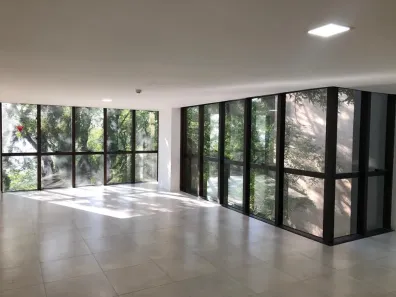 Sala Comercial à venda, 56m² no Floresta, Porto Alegre