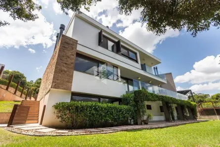 Casa de Condomínio com 4 Quartos à venda, 493m² no Agronomia, Porto Alegre