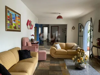 Sobrado com 3 Quartos à venda, 322m² no Vila Nogueira, Campinas
