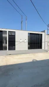 Casa com 2 Quartos para alugar, 73m² no Tarumã, Manaus