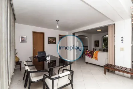 Imóvel Comercial com 4 Quartos para venda ou aluguel, 220m² no Campo Belo, São Paulo
