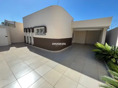 Casa com 3 Quartos para alugar, 191m² no Santa Marta, Uberaba
