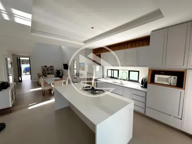Casa de Condomínio com 3 Quartos à venda, 240m² no Jacundá, Aquiraz