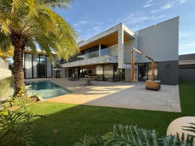 Casa de Condomínio com 5 Quartos à venda, 680m² no Jardins Munique, Goiânia