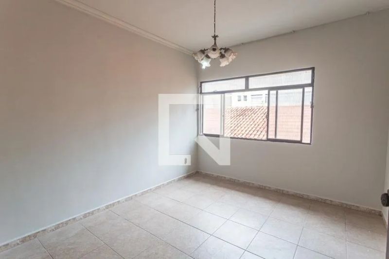 Casa com 5 quartos — Cidade Nova, Belo Horizonte