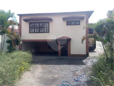 Sobrado com 3 Quartos à venda, 768m² no Chora Menino, São Paulo