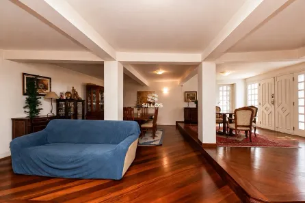 Casa com 3 Quartos à venda, 300m² no Ahú, Curitiba