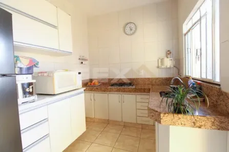 Casa com 3 Quartos à venda, 169m² no São Luís, Divinópolis