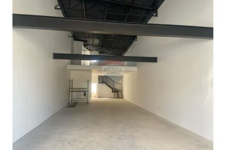 Ponto Comercial para alugar, 200m² no Centro, Botucatu