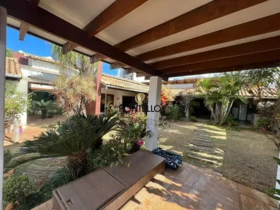 Casa com 8 Quartos à venda, 378m² no Santa Rita de Cássia, Sete Lagoas